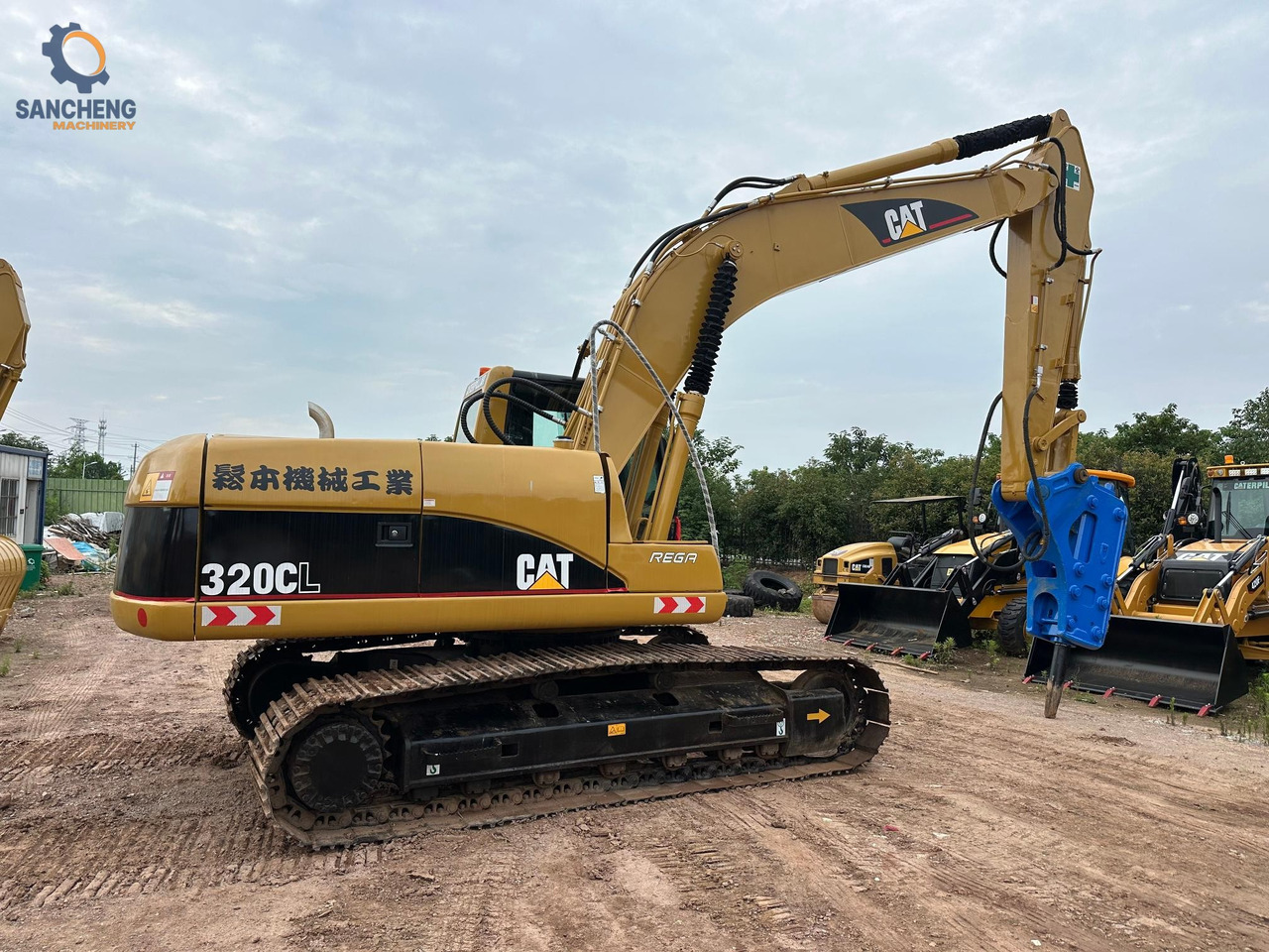 CAT 320CL - Гусеничный экскаватор: фото 3 CAT 320CL - Гусеничный экскаватор: фото 3