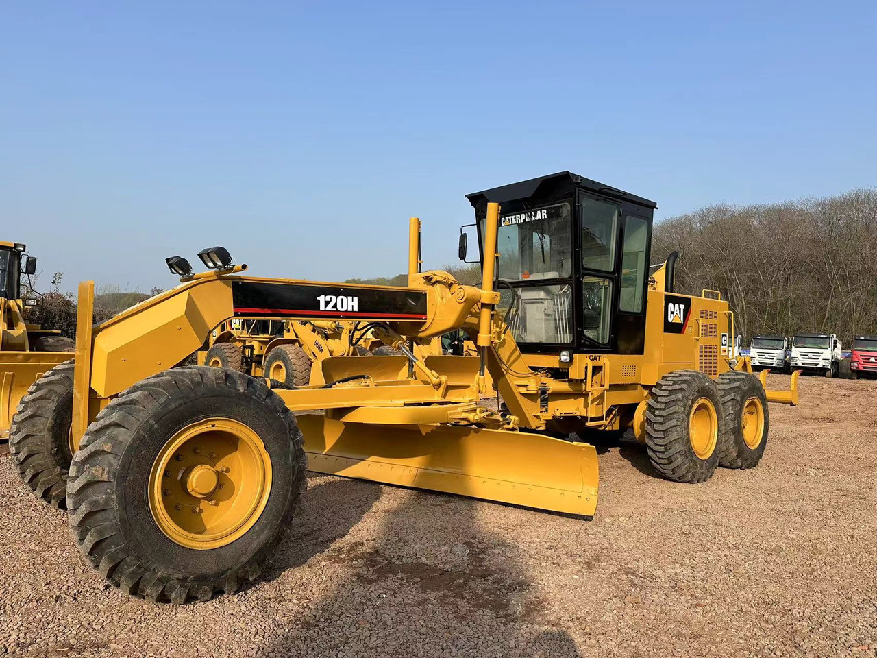 CATERPILLAR 120H - Грейдер: фото 2 CATERPILLAR 120H - Грейдер: фото 2