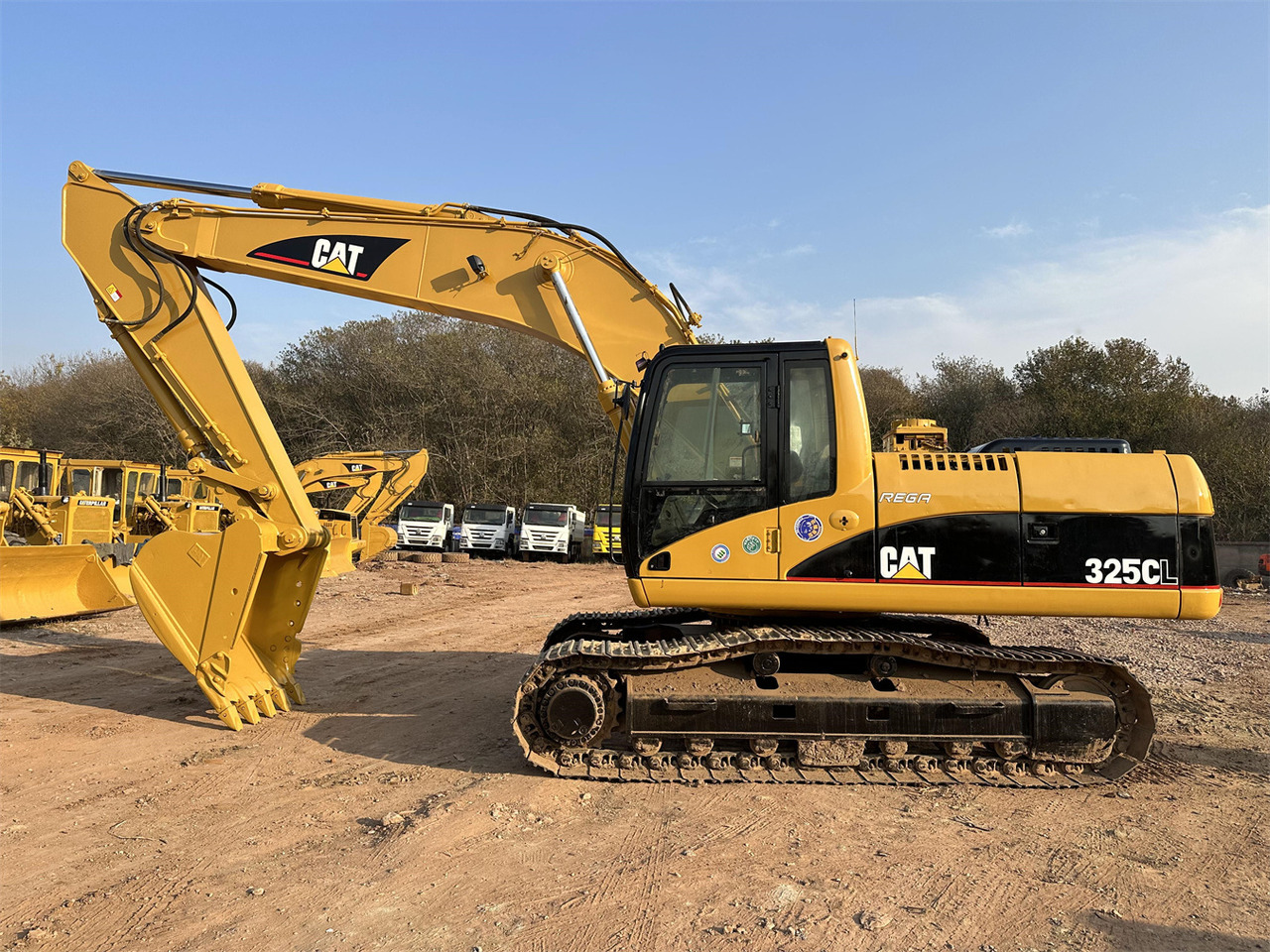 CATERPILLAR 325C - Гусеничный экскаватор: фото 3 CATERPILLAR 325C - Гусеничный экскаватор: фото 3