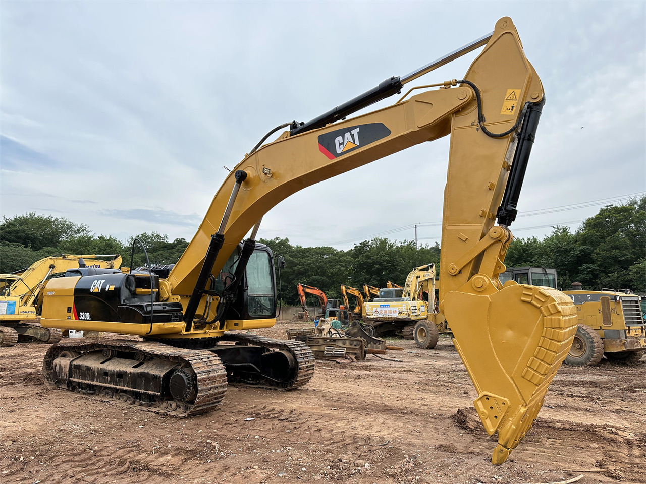 CATERPILLAR 330D - Гусеничный экскаватор: фото 2 CATERPILLAR 330D - Гусеничный экскаватор: фото 2