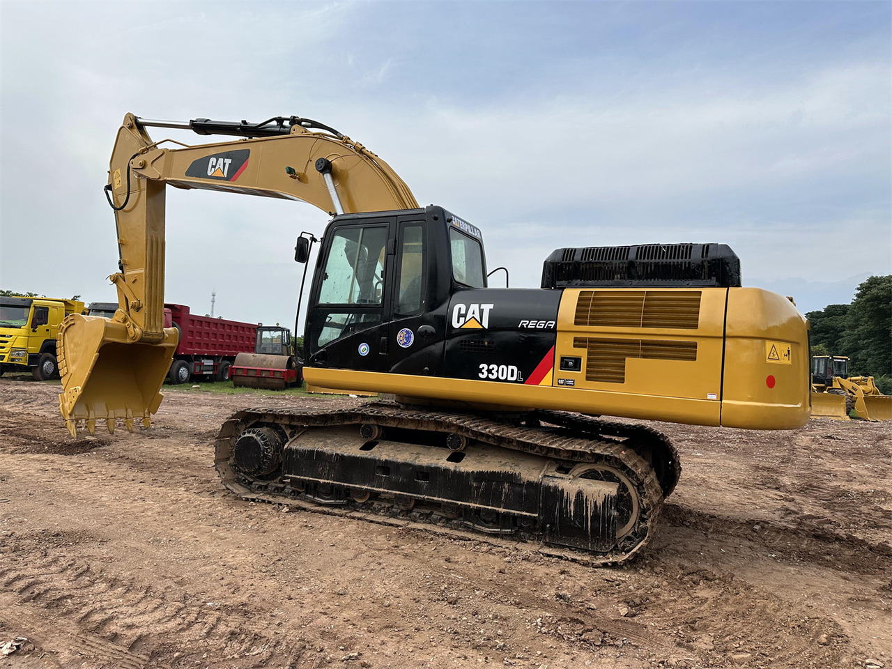 CATERPILLAR 330DL - Гусеничный экскаватор: фото 2 CATERPILLAR 330DL - Гусеничный экскаватор: фото 2