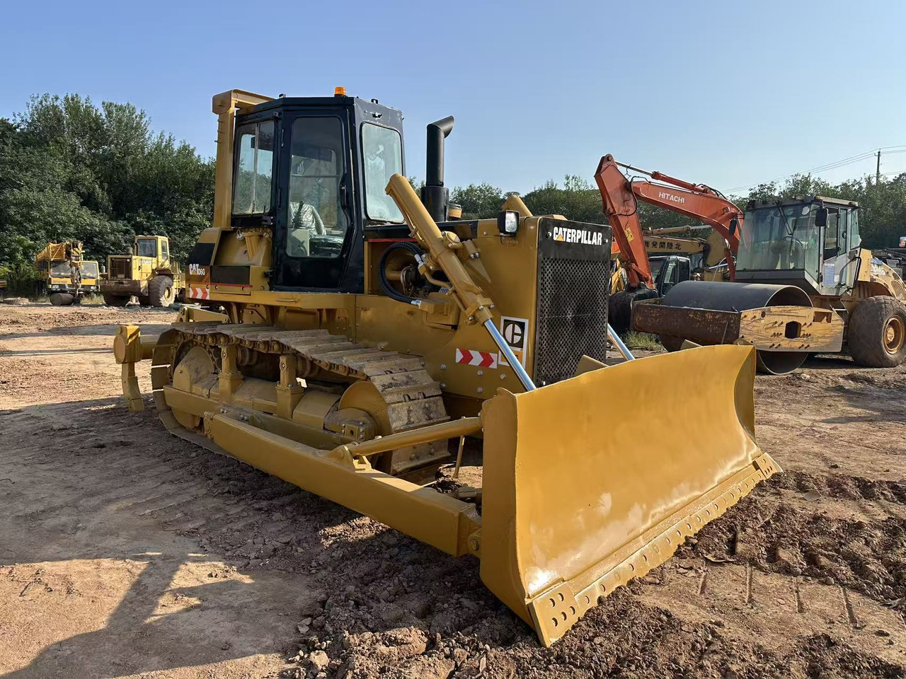 CATERPILLAR D6G Crawler Dozer - Бульдозер: фото 2 CATERPILLAR D6G Crawler Dozer - Бульдозер: фото 2