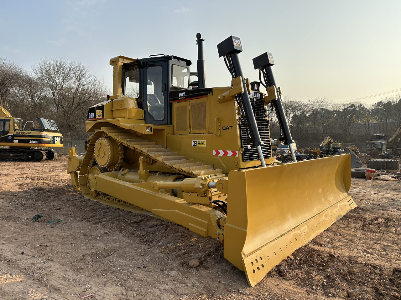 CATERPILLAR D8R - Бульдозер: фото 3 CATERPILLAR D8R - Бульдозер: фото 3