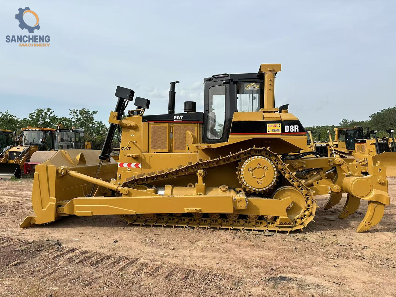 CATERPILLAR D8R - Бульдозер: фото 2 CATERPILLAR D8R - Бульдозер: фото 2
