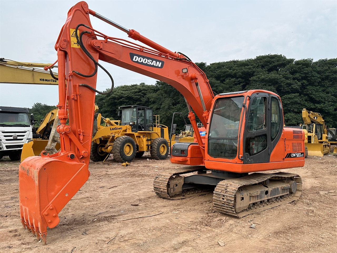 DOOSAN DX120 - Гусеничный экскаватор: фото 2 DOOSAN DX120 - Гусеничный экскаватор: фото 2