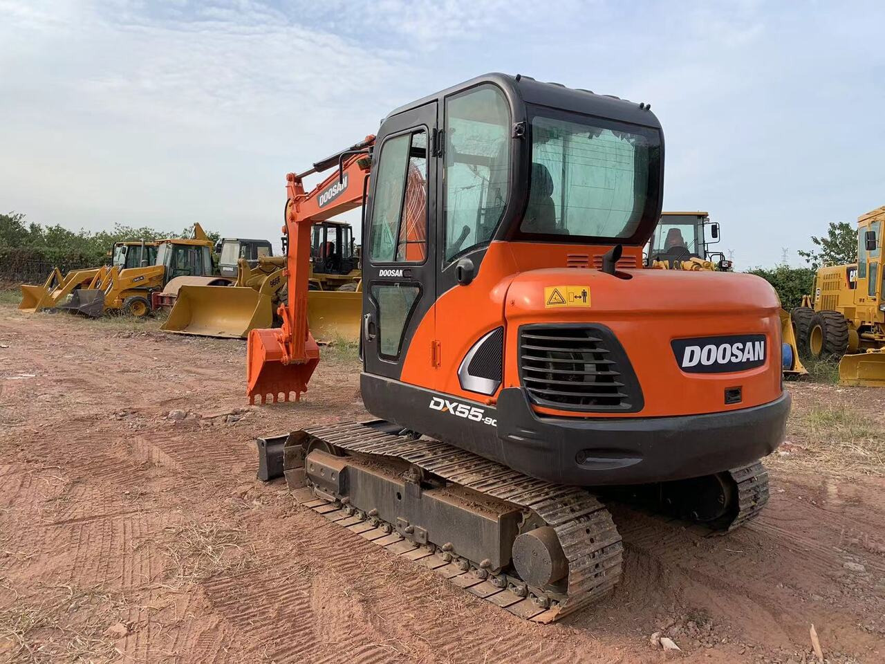 DOOSAN DX55 - Экскаватор: фото 3 DOOSAN DX55 - Экскаватор: фото 3