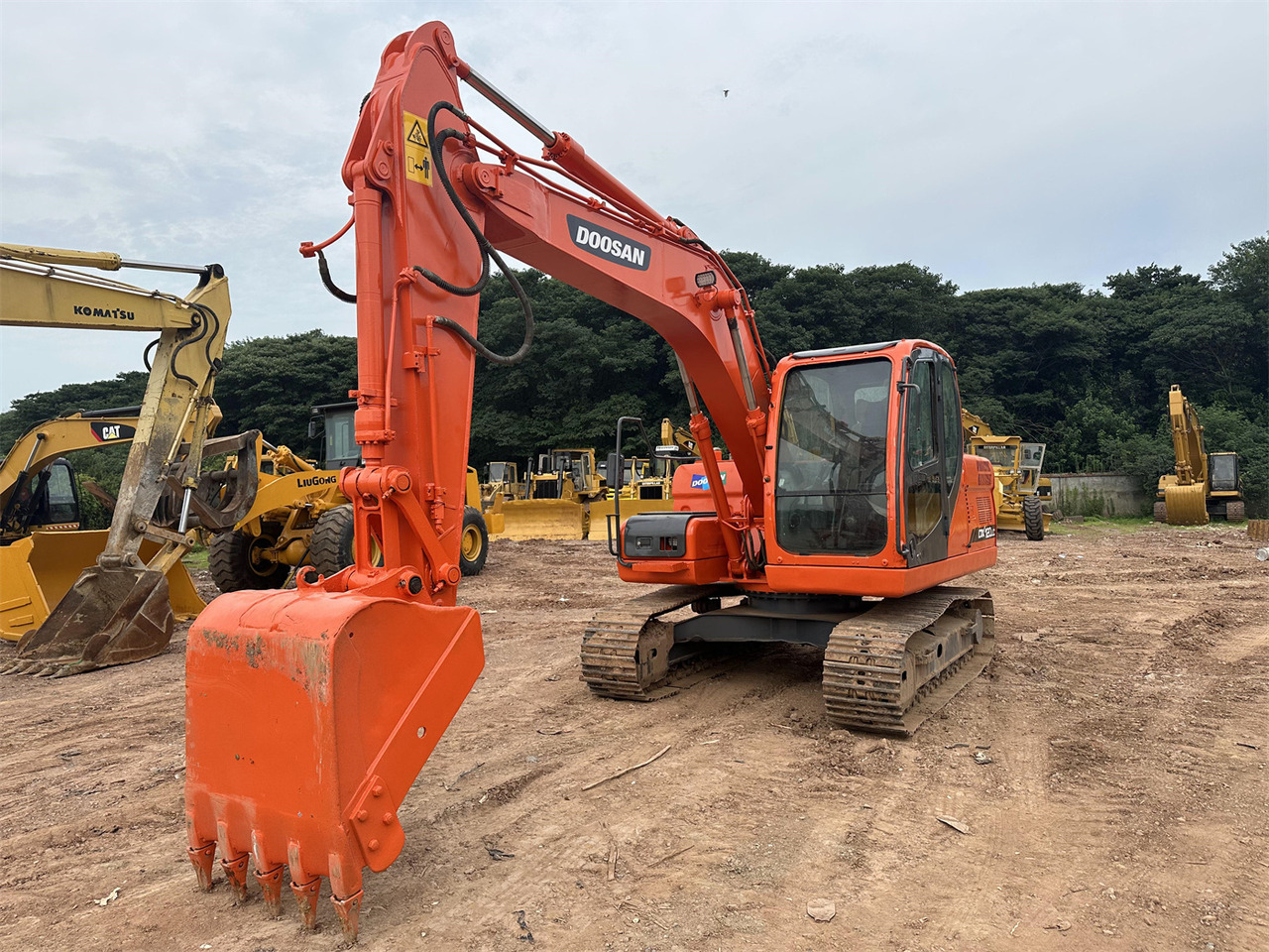 Doosan DX120 - Гусеничный экскаватор: фото 5 Doosan DX120 - Гусеничный экскаватор: фото 5