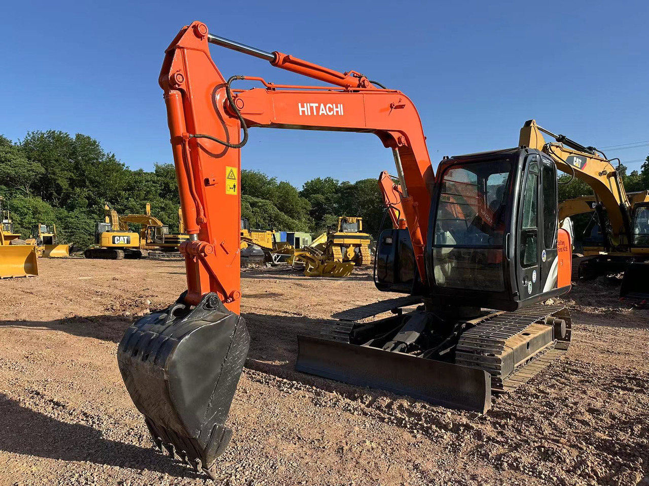 HITACHI ZAXIS ZX70 - Мини-экскаватор: фото 3 HITACHI ZAXIS ZX70 - Мини-экскаватор: фото 3