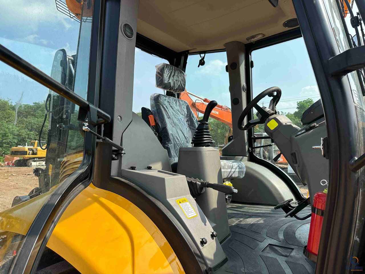 Экскаватор-погрузчик JCB 3CX Backhoe loader: фото 6 Экскаватор-погрузчик JCB 3CX Backhoe loader: фото 6