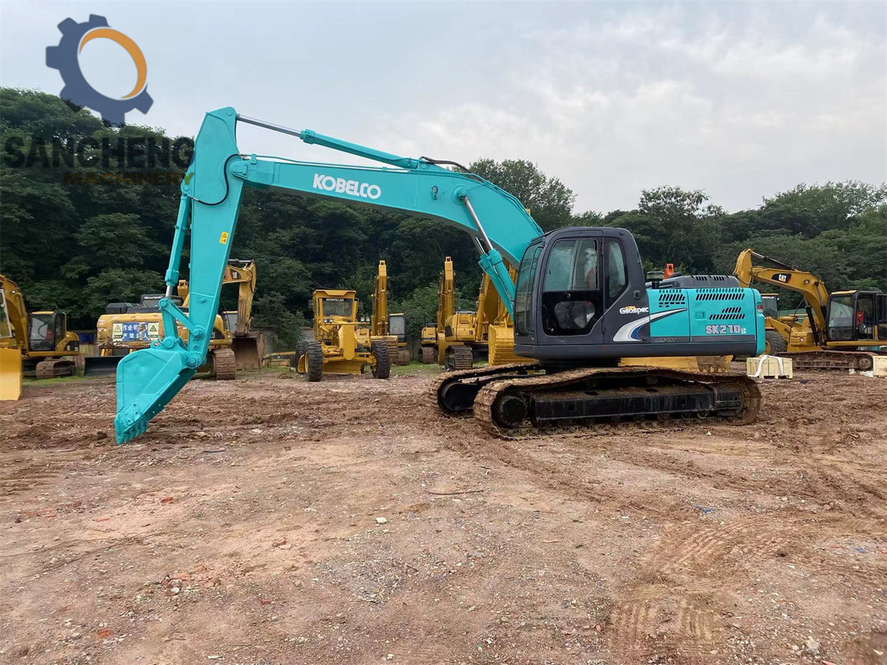 KOBELCO SK210LC-8 - Гусеничный экскаватор: фото 1 KOBELCO SK210LC-8 - Гусеничный экскаватор: фото 1