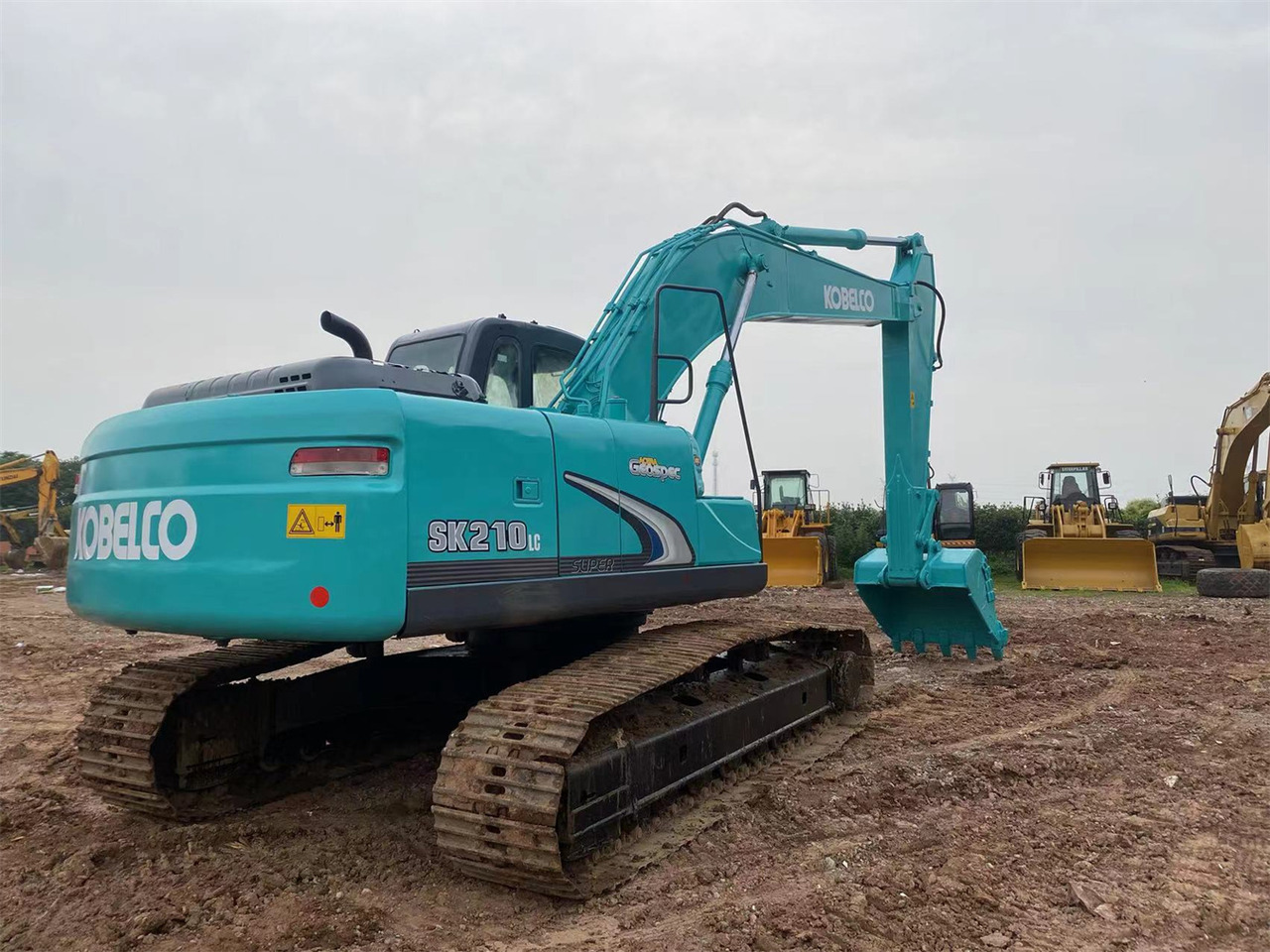 KOBELCO SK210LC-8 - Гусеничный экскаватор: фото 1 KOBELCO SK210LC-8 - Гусеничный экскаватор: фото 1