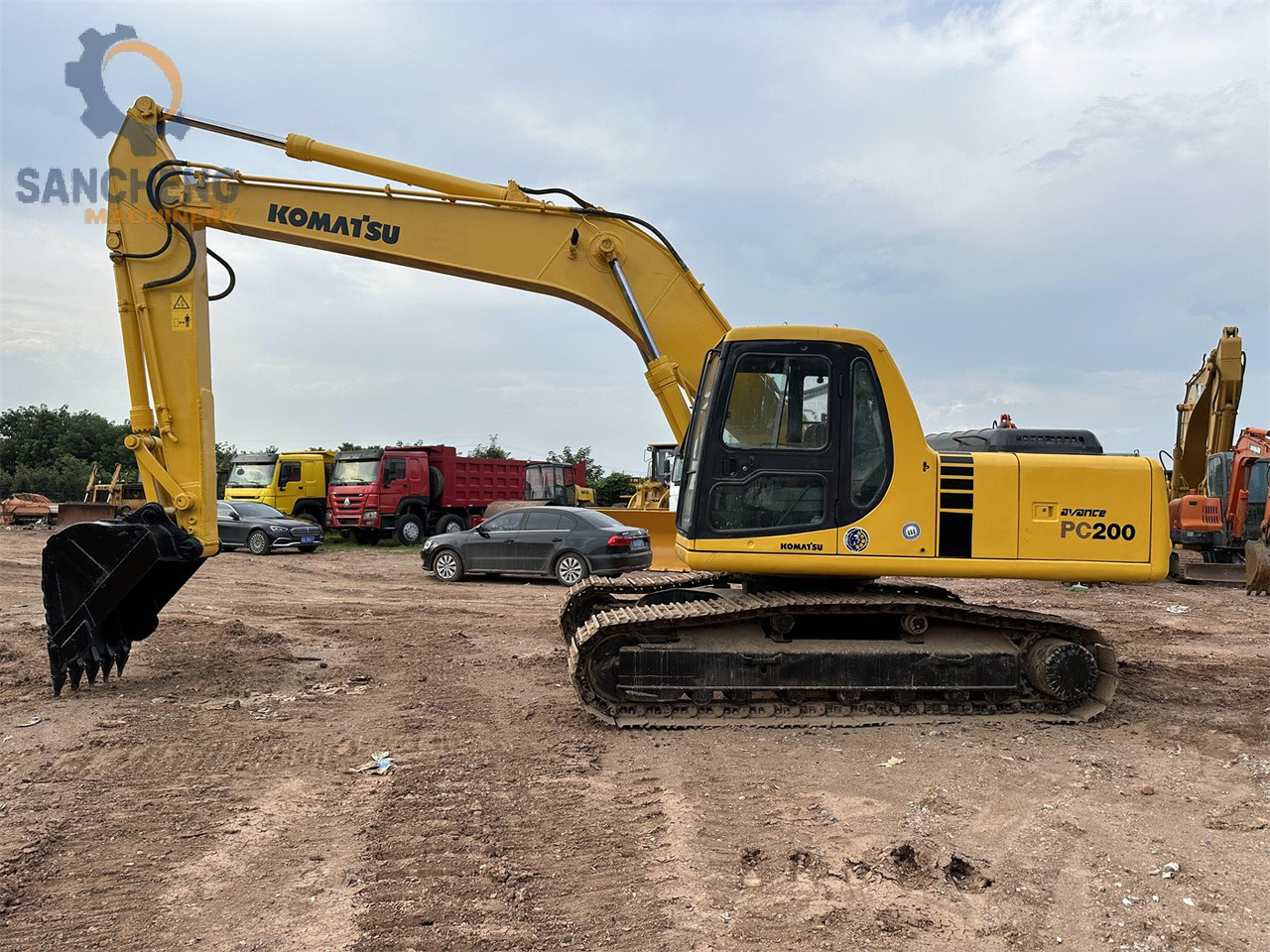 Гусеничный экскаватор KOMATSU PC200-6: фото 10
