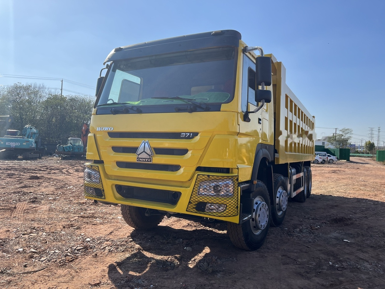 SINOTRUK HOWO 371 Dump Truck 8x4 - Самосвал: фото 3 SINOTRUK HOWO 371 Dump Truck 8x4 - Самосвал: фото 3