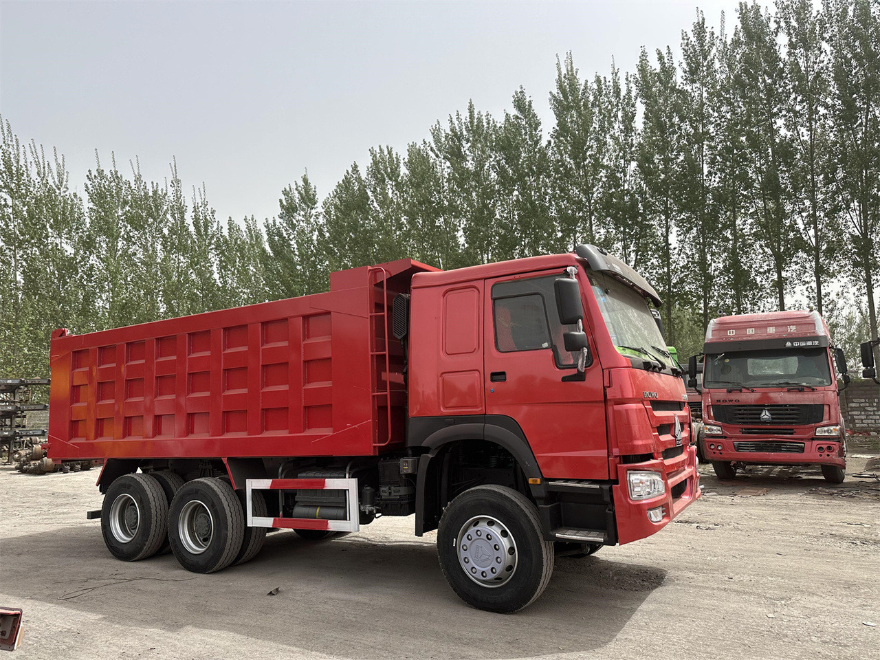 SINOTRUK Howo Dump truck 371 - Самосвал: фото 2 SINOTRUK Howo Dump truck 371 - Самосвал: фото 2