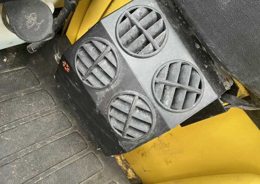 Hyster J3.5XN - Электропогрузчик: фото 5 Hyster J3.5XN - Электропогрузчик: фото 5