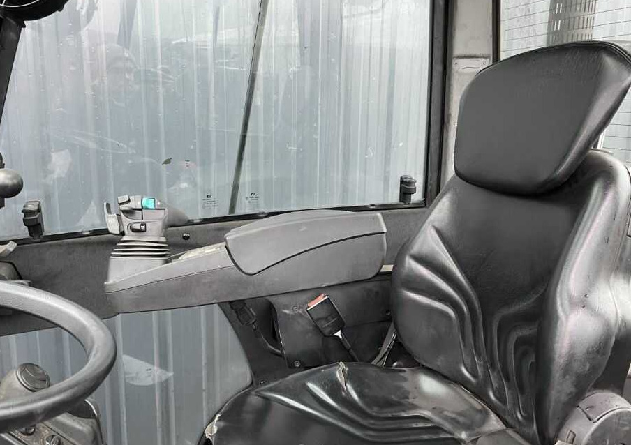 Дизельный погрузчик Jungheinrich DFG540s: фото 7 Дизельный погрузчик Jungheinrich DFG540s: фото 7