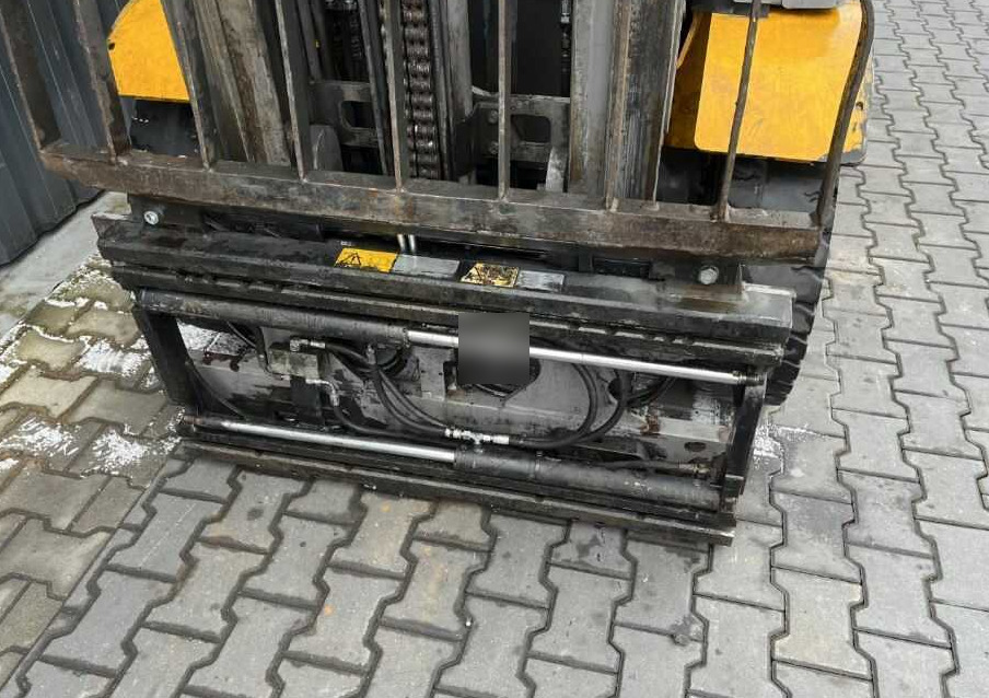 Дизельный погрузчик Jungheinrich DFG540s: фото 8 Дизельный погрузчик Jungheinrich DFG540s: фото 8