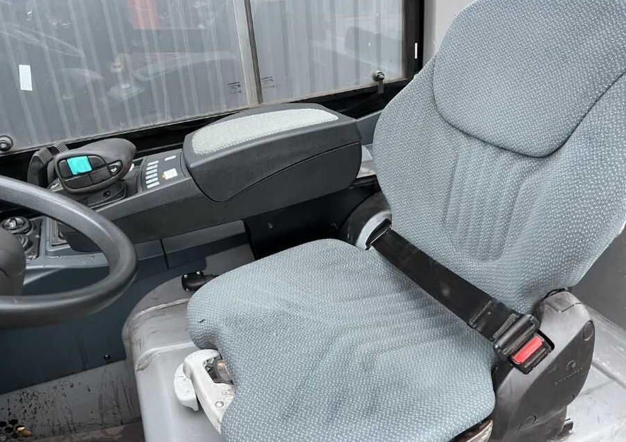 Электропогрузчик Jungheinrich EFG425k: фото 8