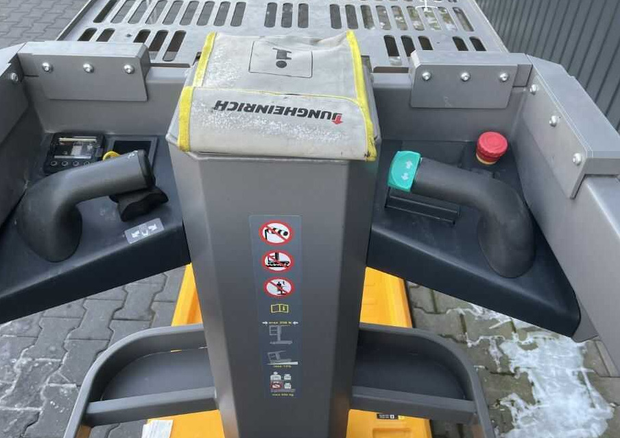 Сборщик заказов Jungheinrich EKM202: фото 9