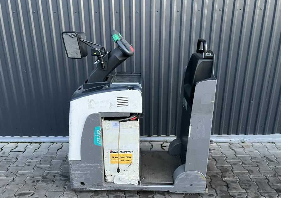 Jungheinrich EZS130 - Складской тягач: фото 2 Jungheinrich EZS130 - Складской тягач: фото 2