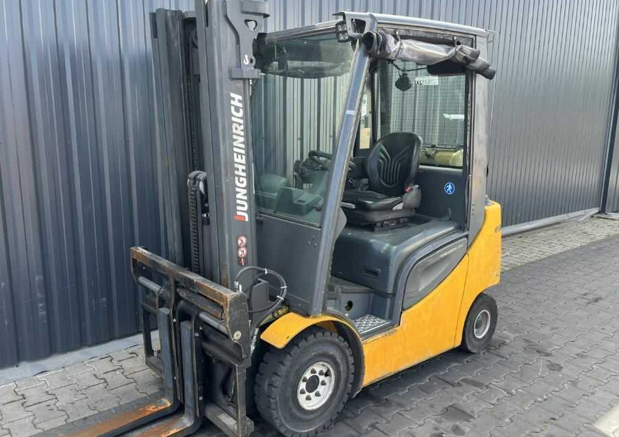 Jungheinrich TFG320s - Газовый погрузчик: фото 1 Jungheinrich TFG320s - Газовый погрузчик: фото 1