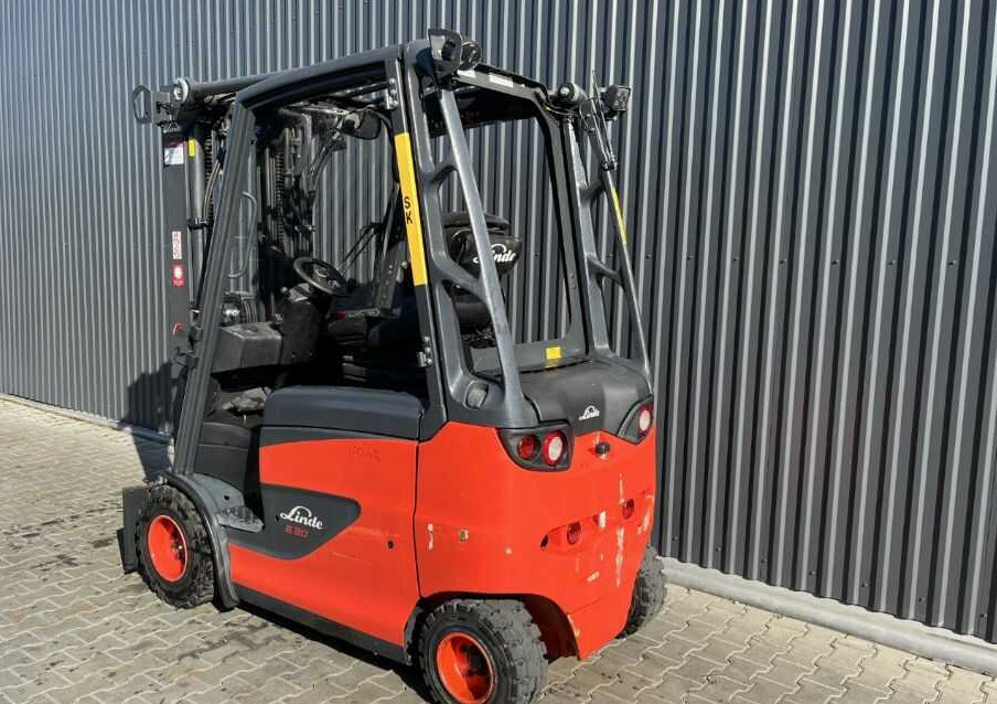 Linde E30H-01/600 - Электропогрузчик: фото 3 Linde E30H-01/600 - Электропогрузчик: фото 3