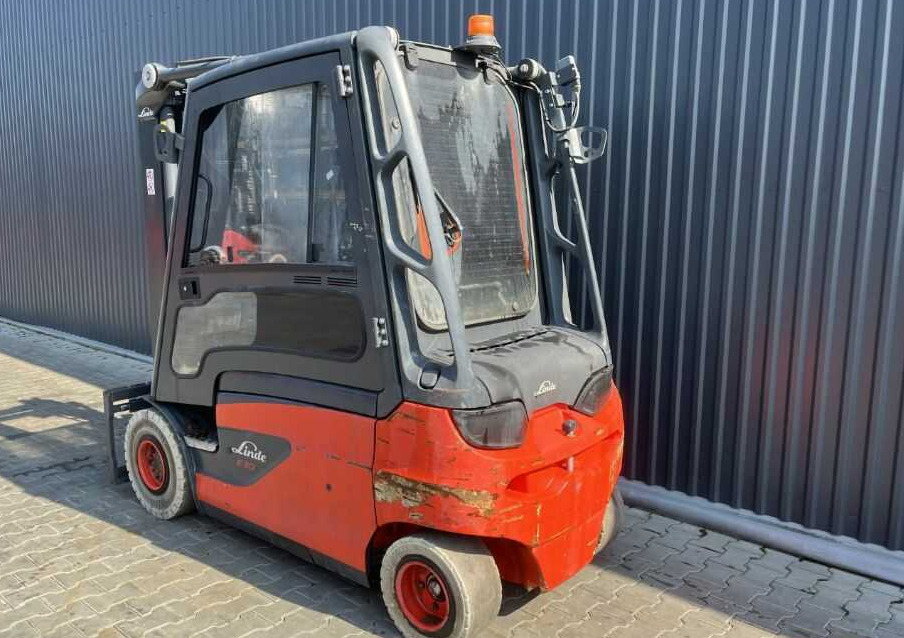 Linde E30L-01 - Электропогрузчик: фото 3 Linde E30L-01 - Электропогрузчик: фото 3
