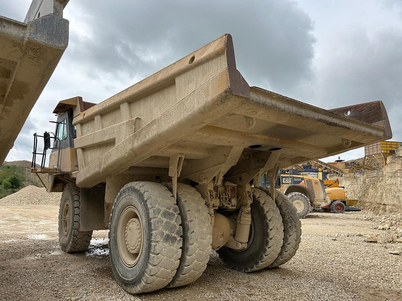 Caterpillar 771D - Внедорожный самосвал: фото 5 Caterpillar 771D - Внедорожный самосвал: фото 5