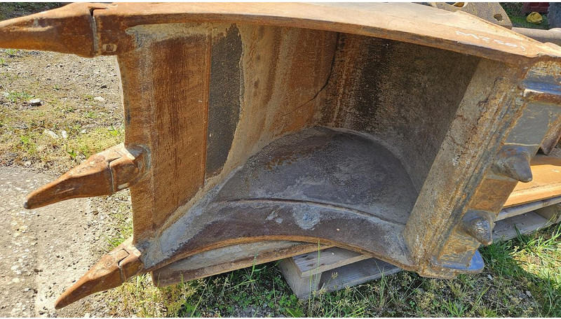 Mecalac 12MXT - Ковш: фото 2 Mecalac 12MXT - Ковш: фото 2