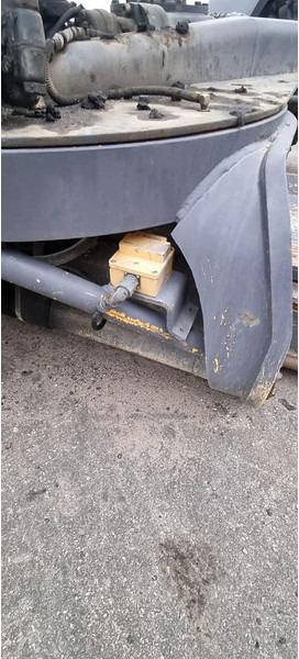 New Holland F 106.6 - Грейдер: фото 4 New Holland F 106.6 - Грейдер: фото 4