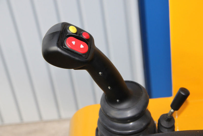 Новый Телескопический фронтальный погрузчик Eurotrac T 13 Teleskop Radlader Hoflader: фото 12 Новый Телескопический фронтальный погрузчик Eurotrac T 13 Teleskop Radlader Hoflader: фото 12