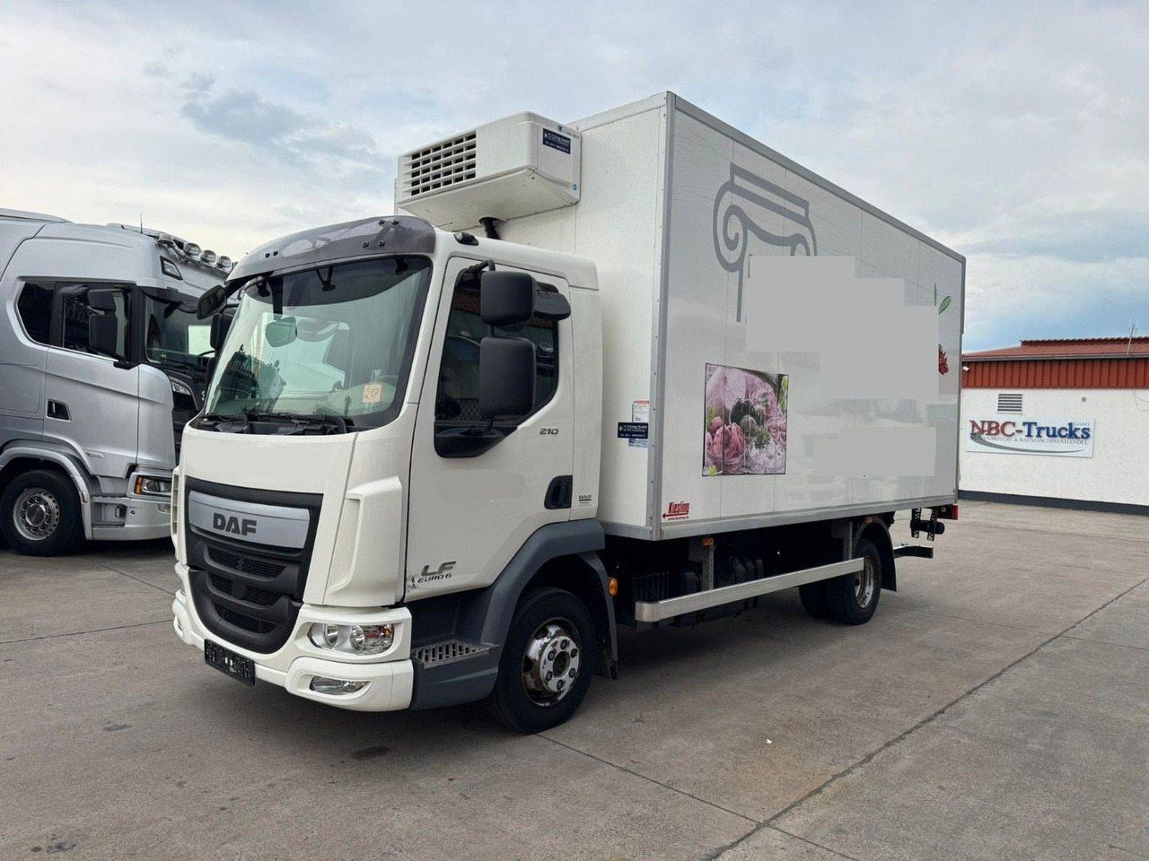 Фургон-рефрижератор DAF LF 210 * THERMO-KING * TIEFKÜHL * LBW 1,5 TON *: фото 1