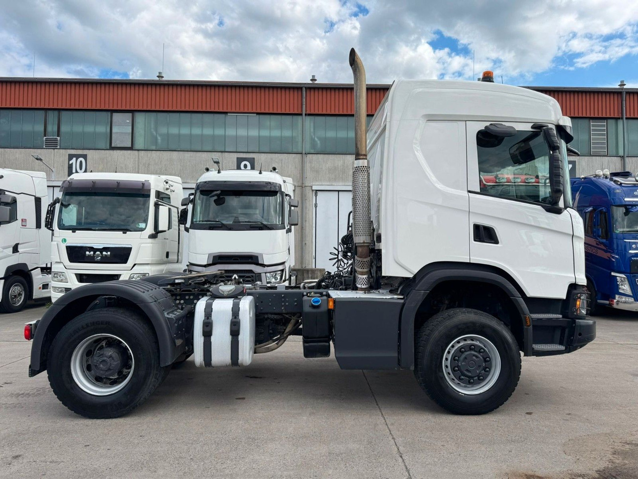 Scania G500 *ALLRAD*KIPPHYDRAULIK* 4 X 4 * - Тягач: фото 4 Scania G500 *ALLRAD*KIPPHYDRAULIK* 4 X 4 * - Тягач: фото 4