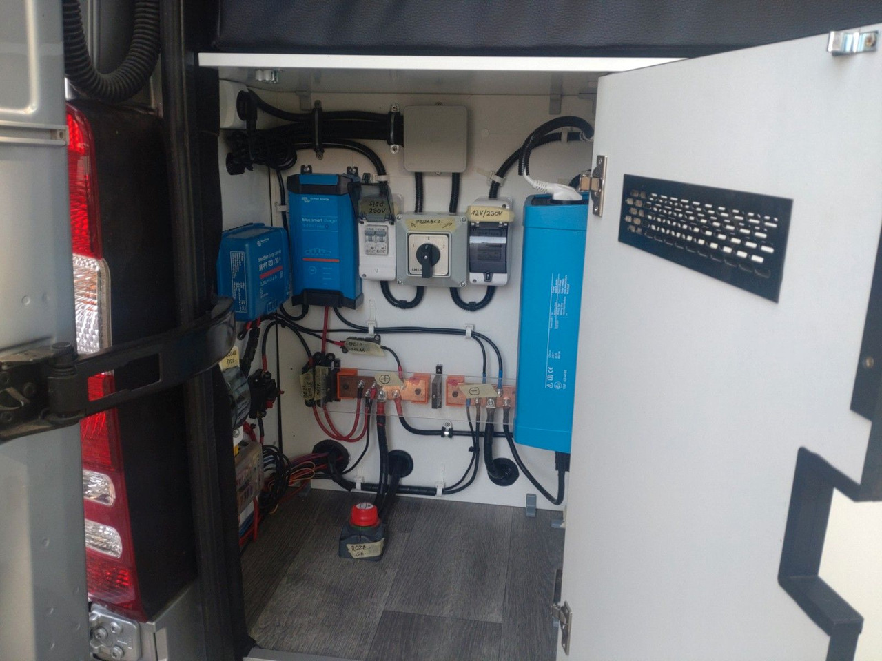 Кастенваген Mercedes-Benz Sprinter 3,5t  Solar / Dusche / WC: фото 18