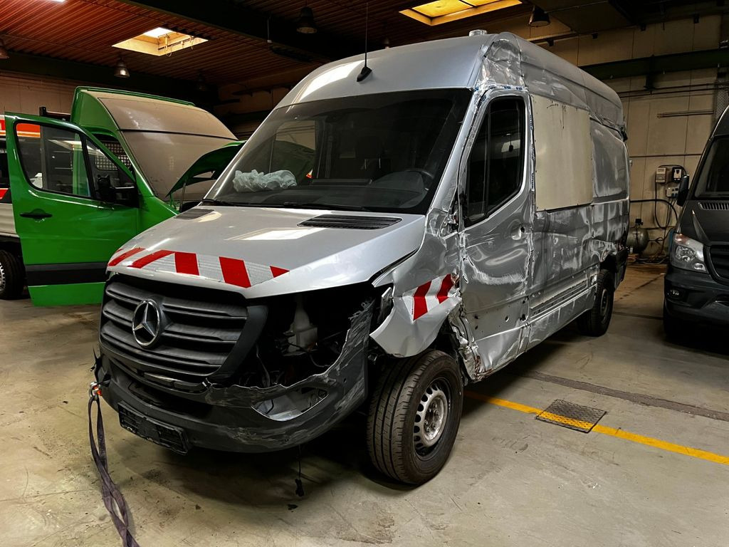 Mercedes-Benz Sprinter III 316 - Цельнометаллический фургон: фото 1 Mercedes-Benz Sprinter III 316 - Цельнометаллический фургон: фото 1