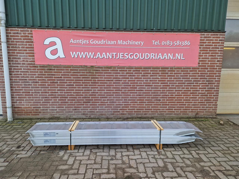 Onbekend - Погрузочно-разгрузочная техника: фото 1 Onbekend - Погрузочно-разгрузочная техника: фото 1