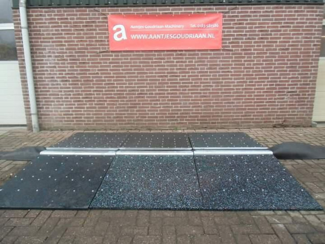 Onbekend Slangenbrug - Погрузочно-разгрузочная техника: фото 1 Onbekend Slangenbrug - Погрузочно-разгрузочная техника: фото 1