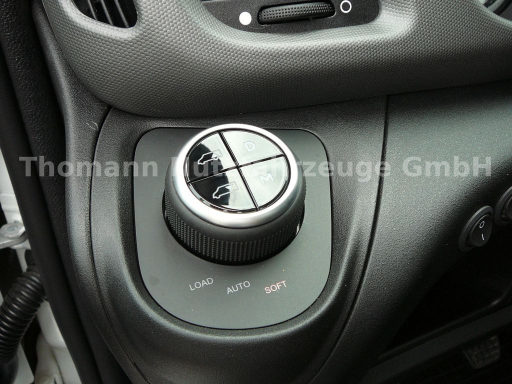 Новый Эвакуатор, Фургон Iveco DAILY 70C18 Schiebeplateu Hubbrille Luftfed Navi: фото 26