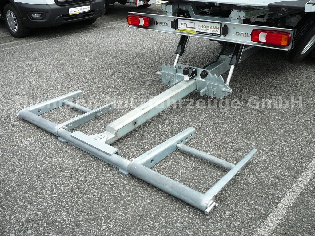 Новый Эвакуатор, Фургон Iveco DAILY 70C18 Schiebeplateu Hubbrille Luftfed Navi: фото 13