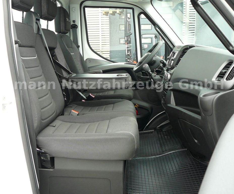 Новый Эвакуатор, Фургон Iveco DAILY 70C18 Schiebeplateu Hubbrille Luftfed Navi: фото 23