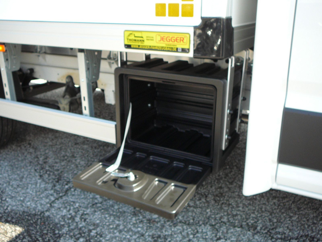 Фургон-рефрижератор Volkswagen Crafter 177 PS Kühlkoffer LBW Xarios 300: фото 21 Фургон-рефрижератор Volkswagen Crafter 177 PS Kühlkoffer LBW Xarios 300: фото 21