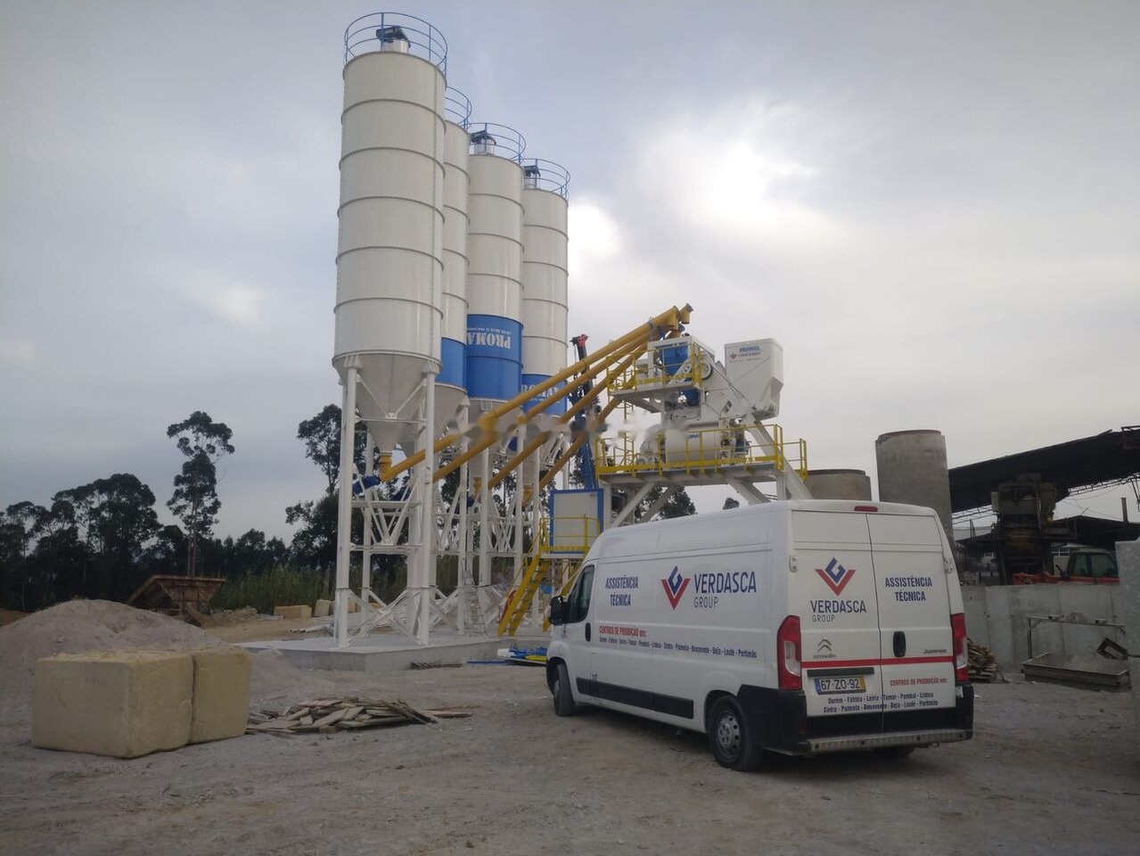 Promax Compact Skip Concrete Batching Plant CS100-TWN-LINE (100m3/h) - Силос для цемента: фото 2 Promax Compact Skip Concrete Batching Plant CS100-TWN-LINE (100m3/h) - Силос для цемента: фото 2
