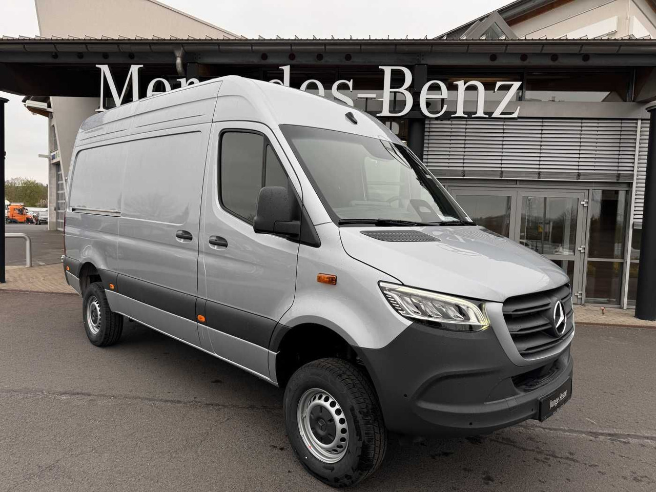 Mercedes-Benz Sprinter 319 CDI 4x4 3665 Klima Standheiz AHK - Другая техника: фото 1 Mercedes-Benz Sprinter 319 CDI 4x4 3665 Klima Standheiz AHK - Другая техника: фото 1