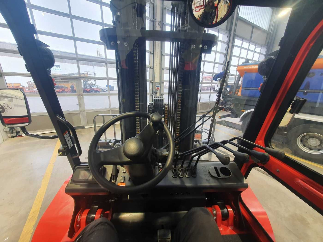 Электропогрузчик EP Equipment EFL 702 / 7T / Triplex: 5,40m / ZVG: фото 10