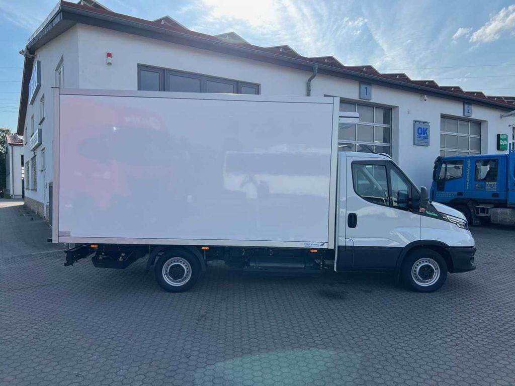 Iveco 35S14 A8 CNG Koffer *3-Sitze*Klima*Automatik* - Фургон-рефрижератор: фото 3 Iveco 35S14 A8 CNG Koffer *3-Sitze*Klima*Automatik* - Фургон-рефрижератор: фото 3