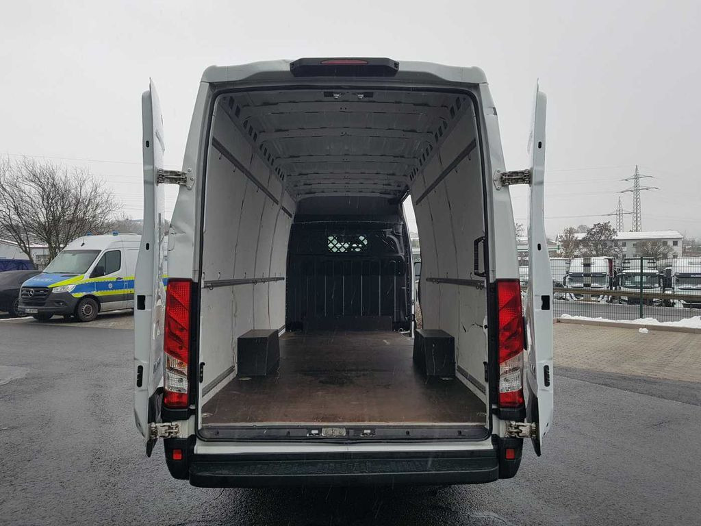 Iveco Daily 35 S16 A8 V *Klima*Automatik*L4.100mm* Iveco Daily 35 S16 A8 V *Klima*Automatik*L4.100mm* - Цельнометаллический фургон: фото 5 Iveco Daily 35 S16 A8 V *Klima*Automatik*L4.100mm* Iveco Daily 35 S16 A8 V *Klima*Automatik*L4.100mm* - Цельнометаллический фургон: фото 5