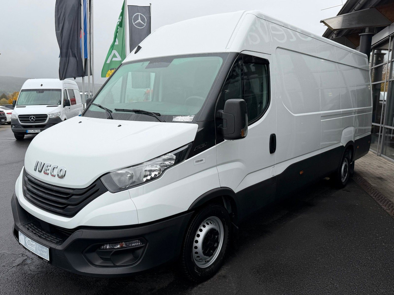 Iveco Daily 35S16 V *Klima*R4.100mm* - Цельнометаллический фургон: фото 3 Iveco Daily 35S16 V *Klima*R4.100mm* - Цельнометаллический фургон: фото 3