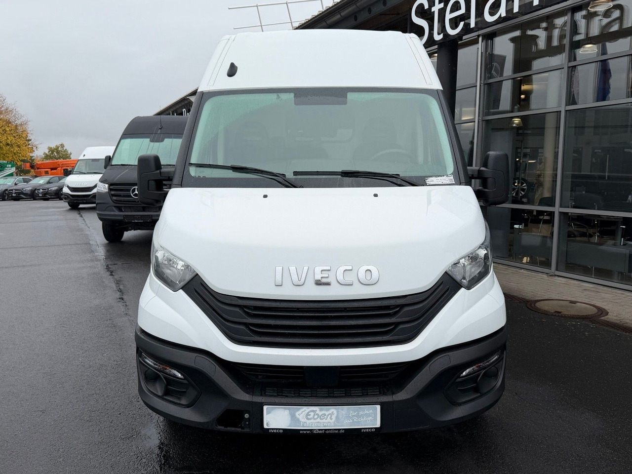 Iveco Daily 35S16 V *Klima*R4.100mm* - Цельнометаллический фургон: фото 2 Iveco Daily 35S16 V *Klima*R4.100mm* - Цельнометаллический фургон: фото 2