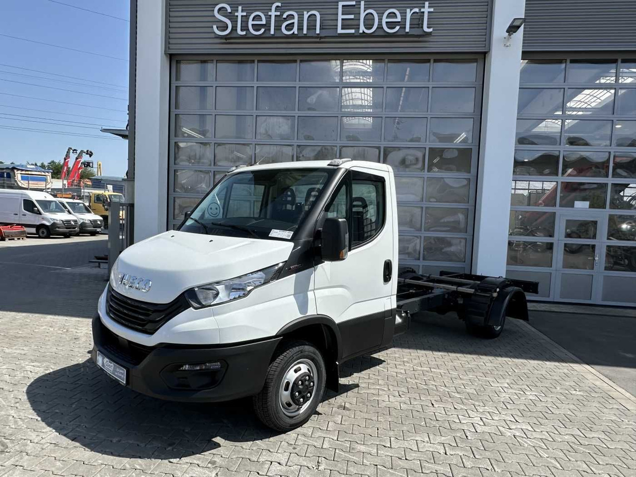 Iveco Daily 50C18 H 3.0L *R4.350mm*Klima* - Грузовик-шасси: фото 1 Iveco Daily 50C18 H 3.0L *R4.350mm*Klima* - Грузовик-шасси: фото 1
