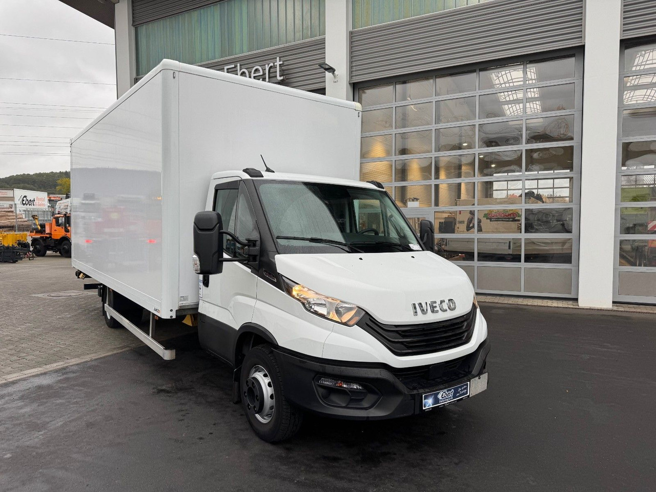 Iveco Daily 70C18 A8 *Koffer*LBW*Automatik* - Фургон с закрытым кузовом: фото 2 Iveco Daily 70C18 A8 *Koffer*LBW*Automatik* - Фургон с закрытым кузовом: фото 2